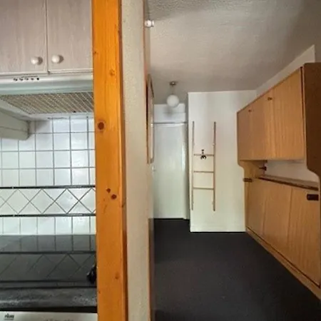 Appartement 3 Pièces, Commerces à Proximité, Le Val-claret - Fr-1-449-22 *
